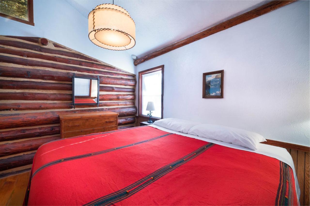 Corkins Lodge Chama Екстериор снимка
