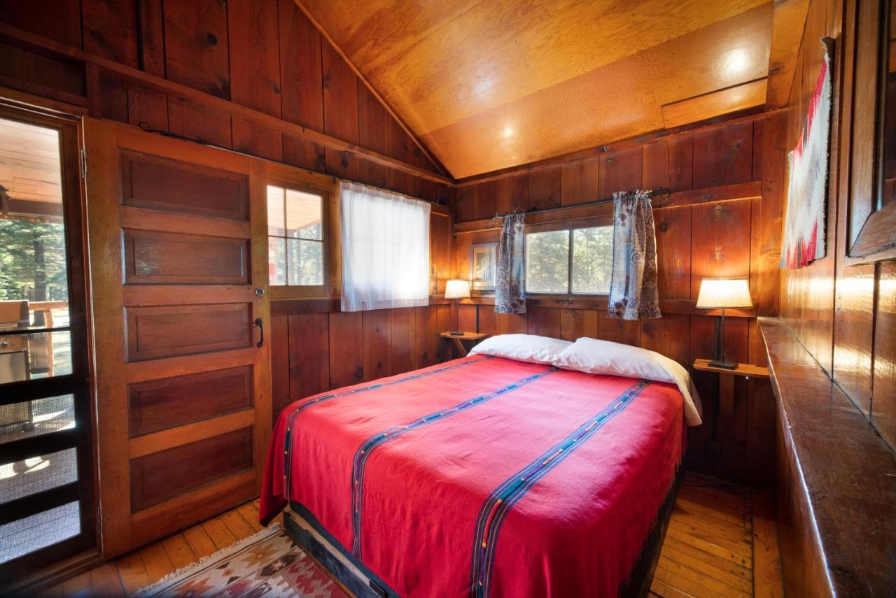 Corkins Lodge Chama Екстериор снимка