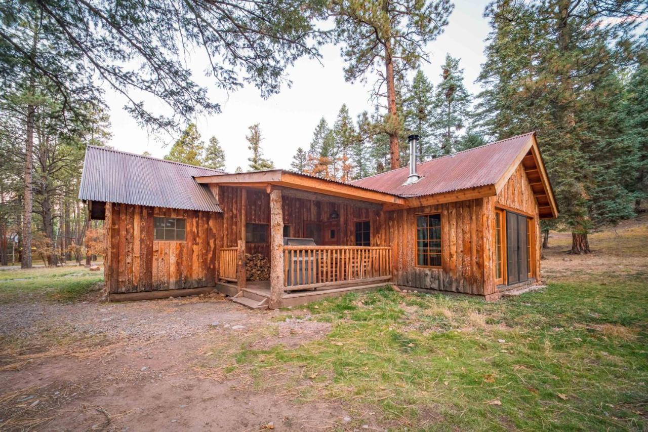 Corkins Lodge Chama Екстериор снимка