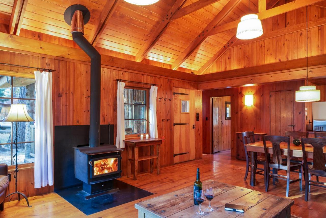 Corkins Lodge Chama Екстериор снимка