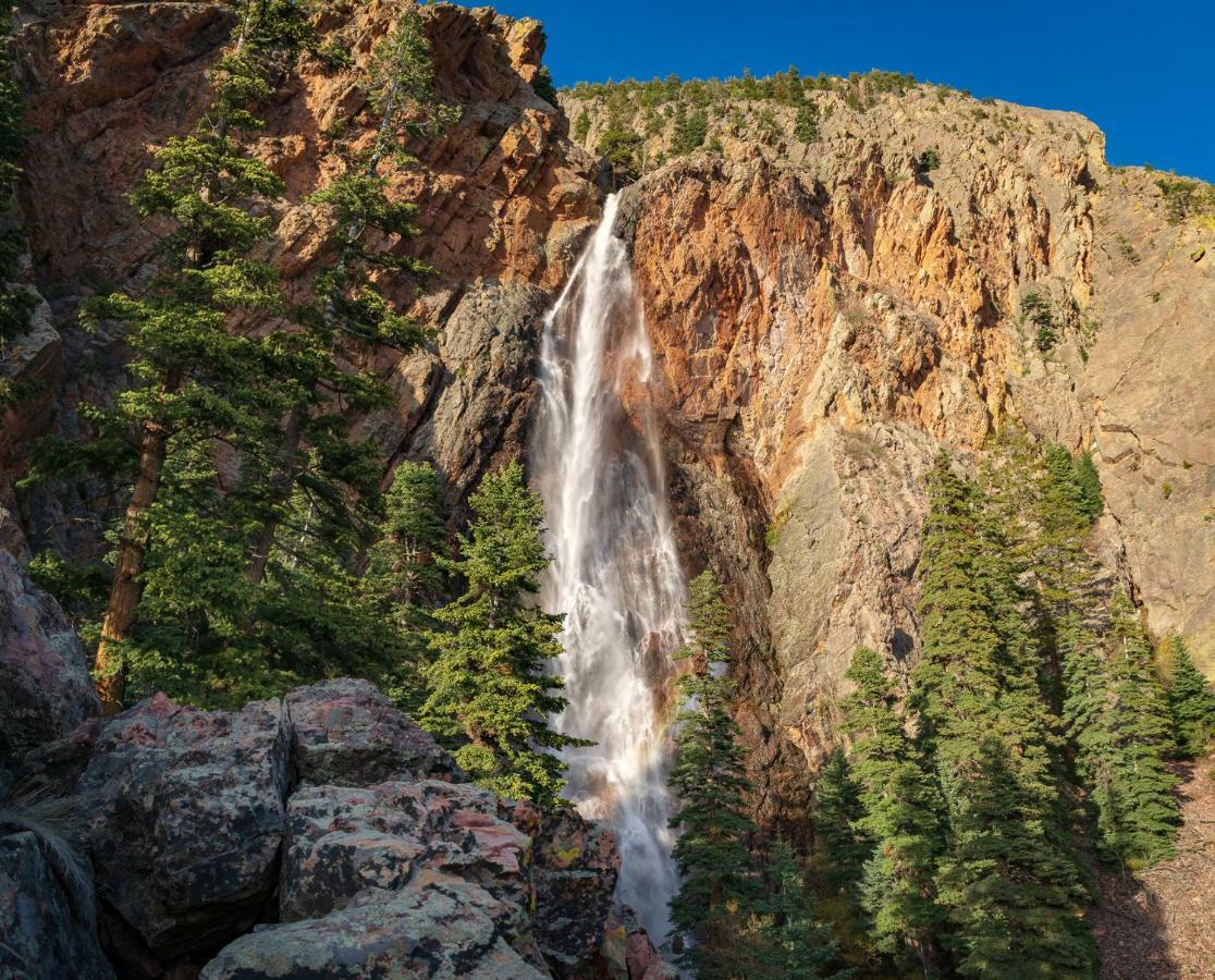 Corkins Lodge Chama Екстериор снимка